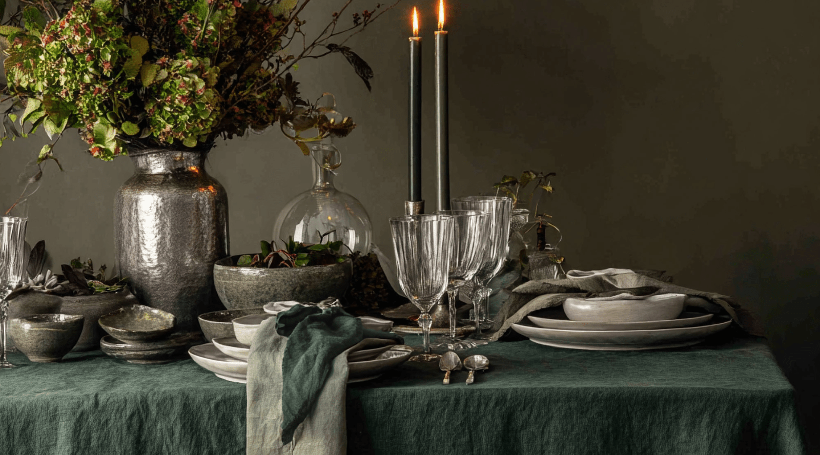 Serving & dining collection - MENIQUE