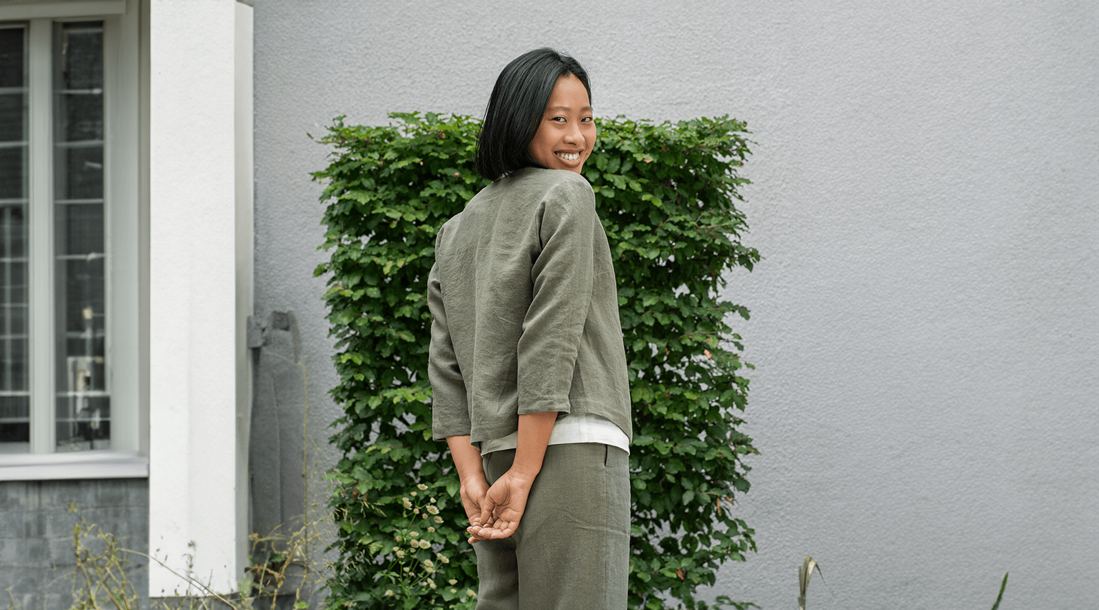 Linen Formal Wear - MENIQUE