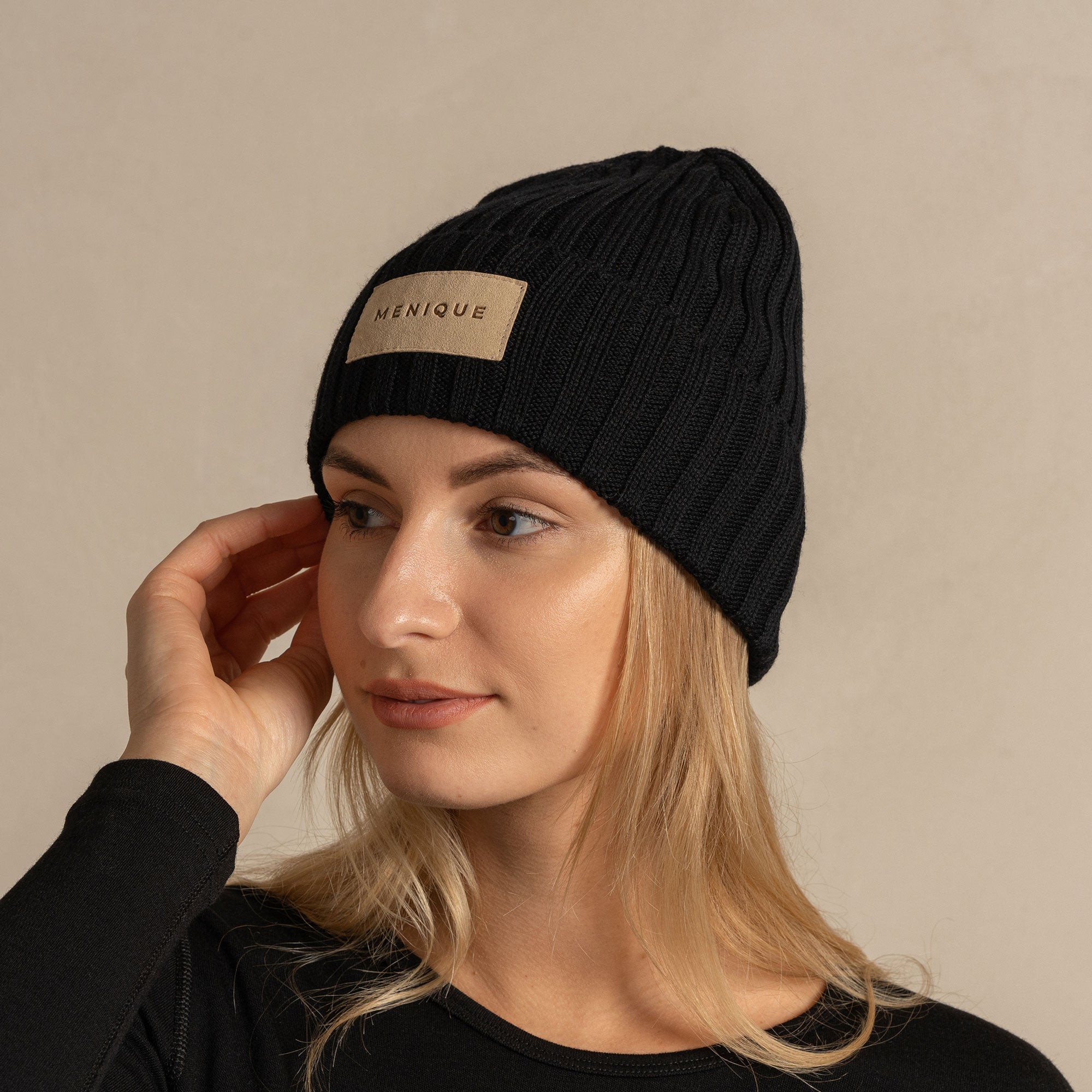 MENIQUE Logo Women's Ribbed Beanie Knitted Merino