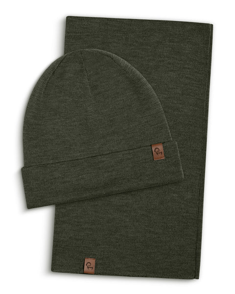 Dark Green menique merino wool knit beanie and gaiter set on a white background