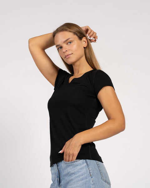 T-shirt ajusté col en V pour femme