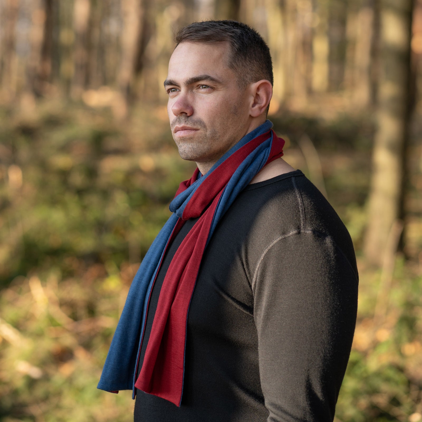 Écharpe en mérinos pour homme Denim/Cerise Royale