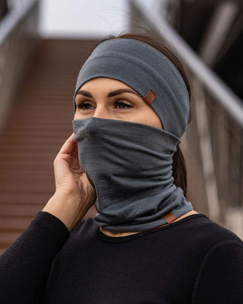 Women&#39;s Headband and Gaiter Set Perfect Grey